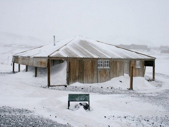 Заброшенные базы в Антарктиде: огни в темноте и сигналы SOS в местах, где нет никого