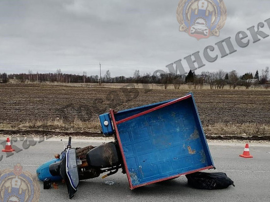 В Чернском районе перевернулся мотороллер: пострадали мужчина и женщина