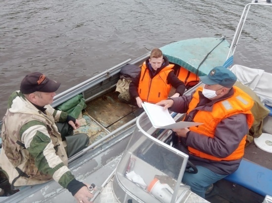 Рыбу не распугайте! На реках Костромский области вводится запрет на маломерные суда