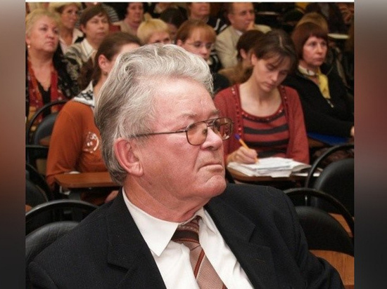 Скончался бывший ректор новгородского Института экономики и управления Павел Никифоров