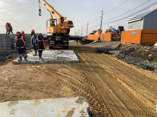 Власти: строительство новой ВПП задерживается из-за грязной спецтехники