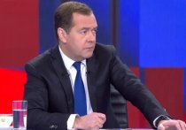 Зампред Совбеза РФ Дмитрий Медведев объяснил, почему продолжает периодически писать в Twitter, который в России заблокирован или, по словам политика, "действует под особым режимом управления"