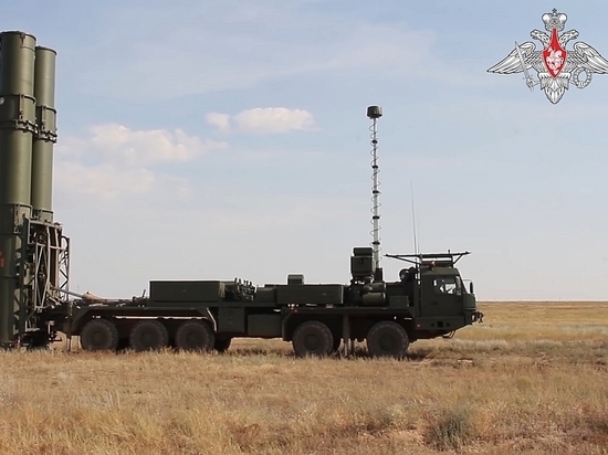 Полковник Хатылев назвал оружие России, способное уничтожить спутники США