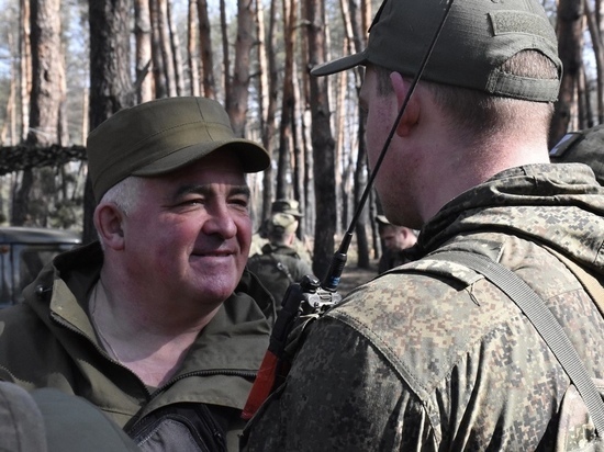 Костромской губернатор посетил расположение 348 мотострелкового полка