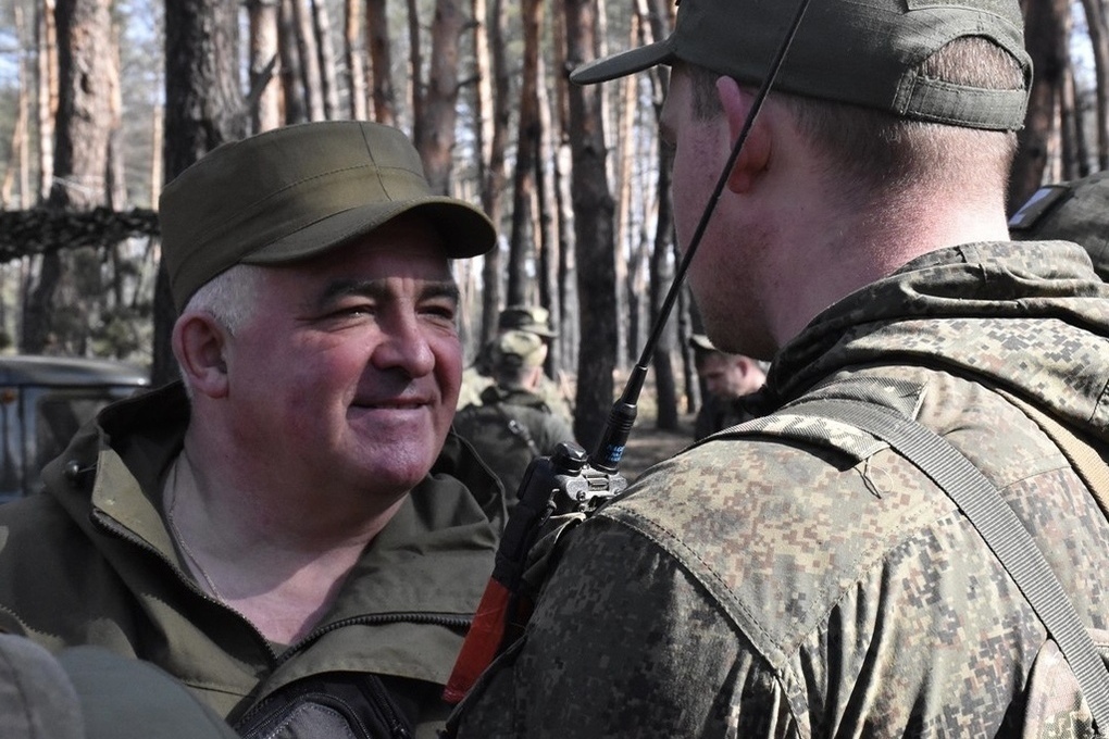 Костромской губернатор посетил расположение 348 мотострелкового полка