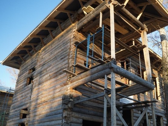Дом купца Смирнова в Вологде скоро обзаведется окнами и балконами