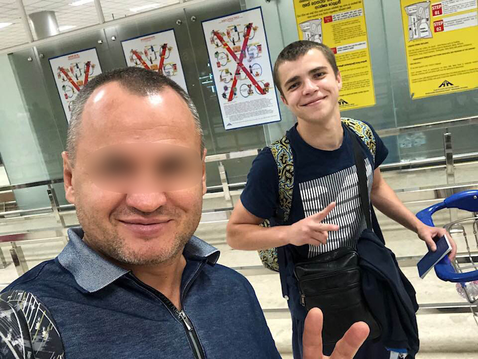 Максим боксер