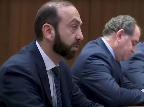 МИД Армении прокомментировал участие армян в украинском конфликте