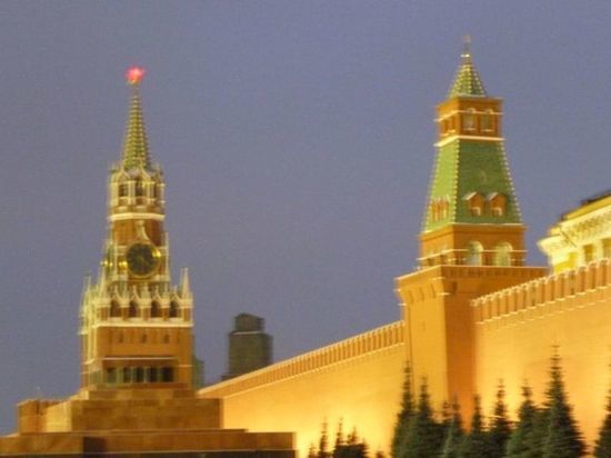 СМИ: в Кремле допускают отставку омского губернатора