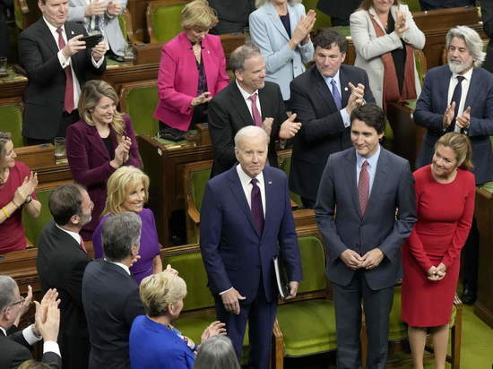Байден спутал Китай с Канадой на выступлении в канадском парламенте