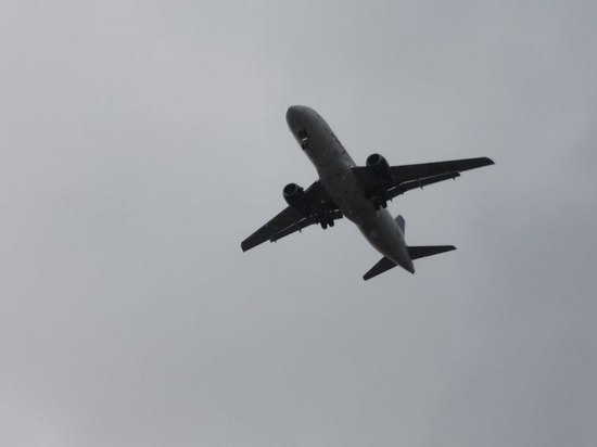 В Охотске реконструируют взлетно-посадочную полосу