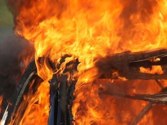 Ехавшая из Читы маршрутка полностью сгорела на трассе в Забайкалье