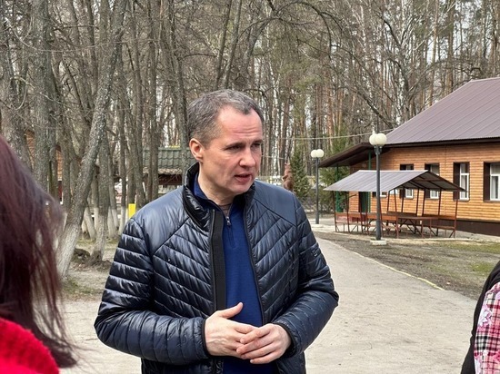 Белгородский губернатор встретился с жителями приграничья в ПВР