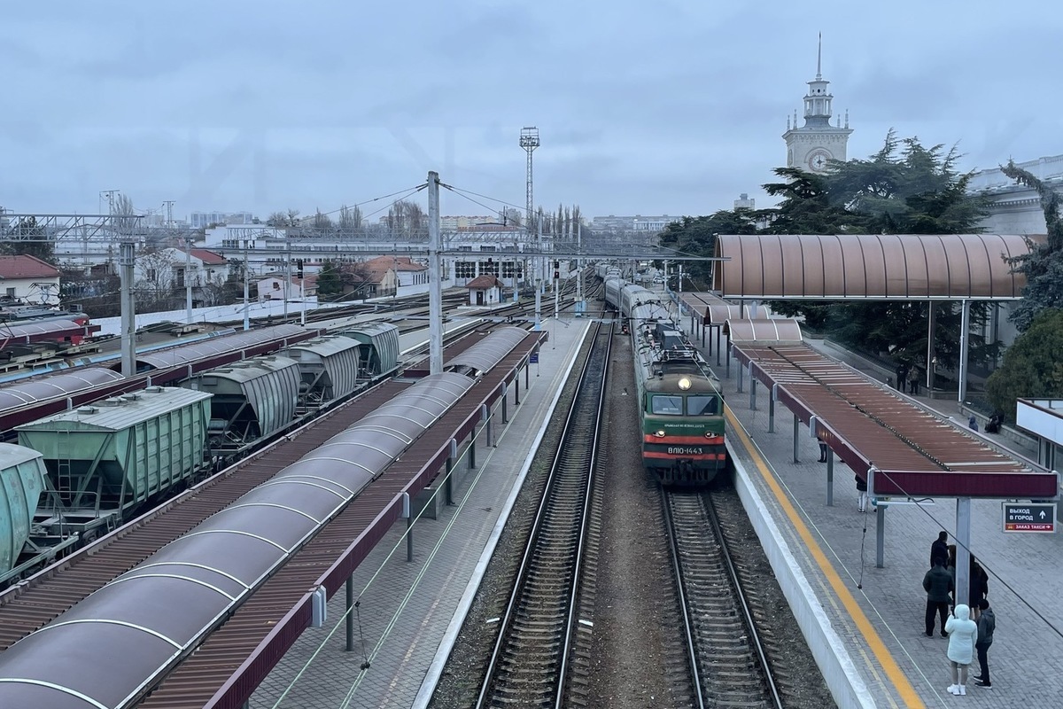 поезд таврия из москвы в евпаторию