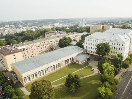 В СмолГУ пройдет бесплатный интенсив по английскому языку для школьников