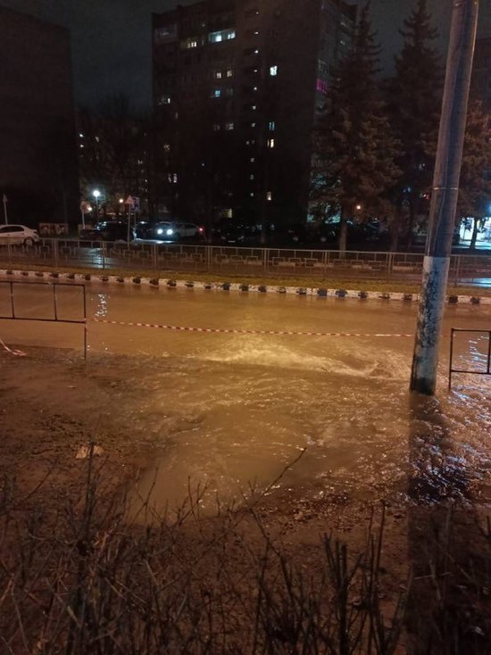 В Обнинске две улицы залило канализацией