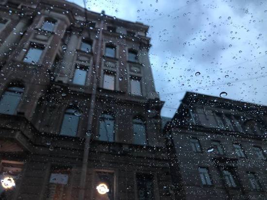 Низкое атмосферное давление и дожди: в воскресенье Петербург накроет циклон «Хилмар»