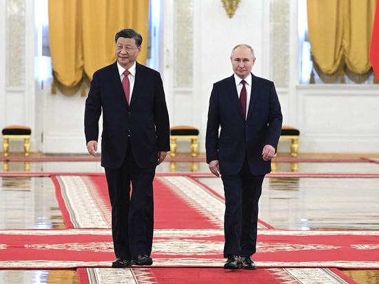 Путин: Россия не создает с Китаем военного союза