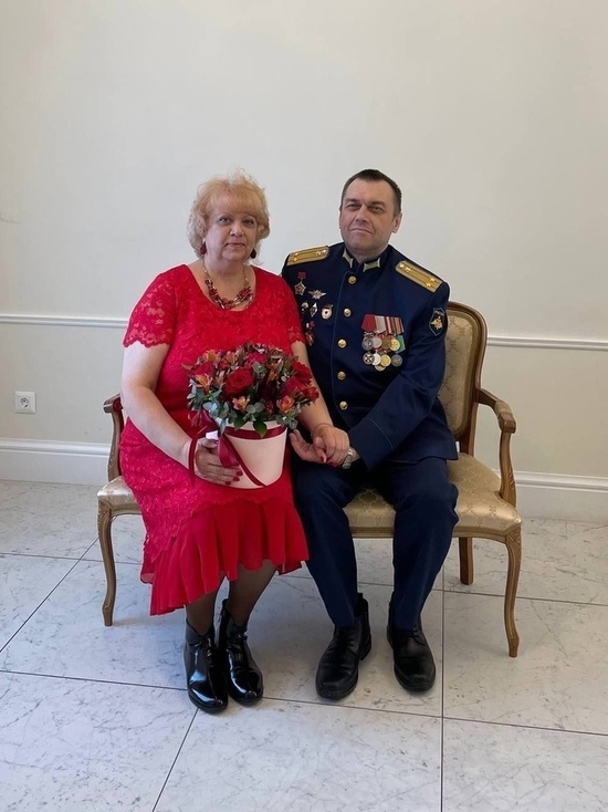 Псковичи отметили рубиновую свадьбу во Дворце бракосочетания