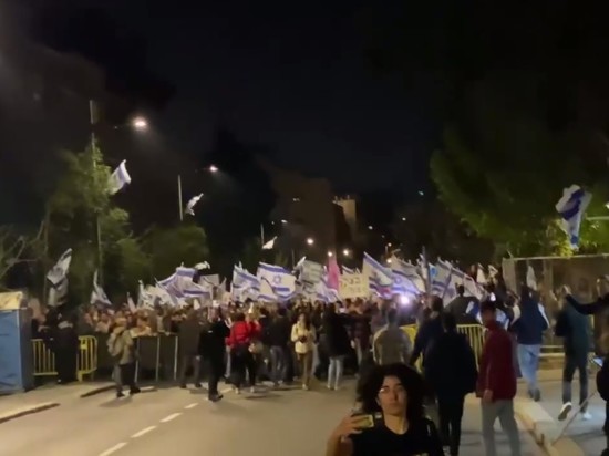 Армия обороны Израиля подняла уровень боеготовности на фоне протестов