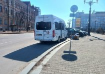 Автобус милосердия припарковался на Комсомольской площади в Хабаровске