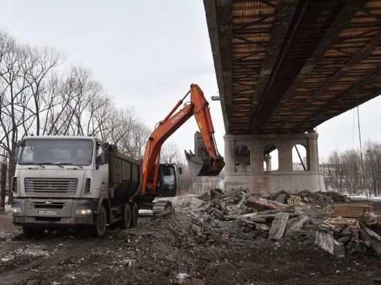 Блогер оценил изменение транспортных потоков в Омске с началом ремонта Ленинградского моста