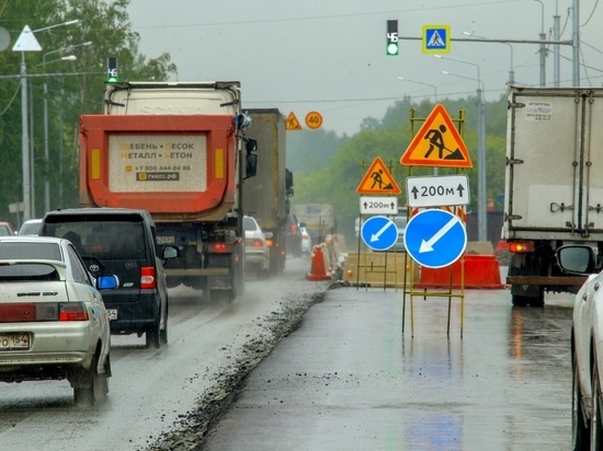 Новосибирску выделят дополнительные деньги на ремонт дорог