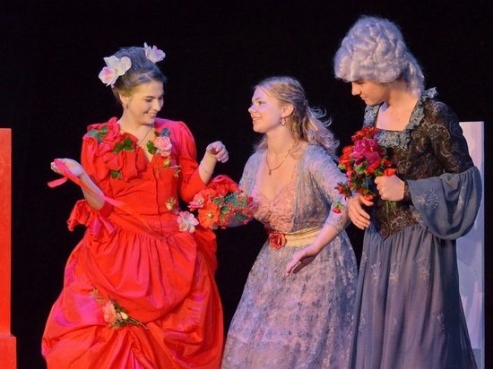 Смоленский театр «Зеркало» на протяжении 20 лет радует смолян своими постановками