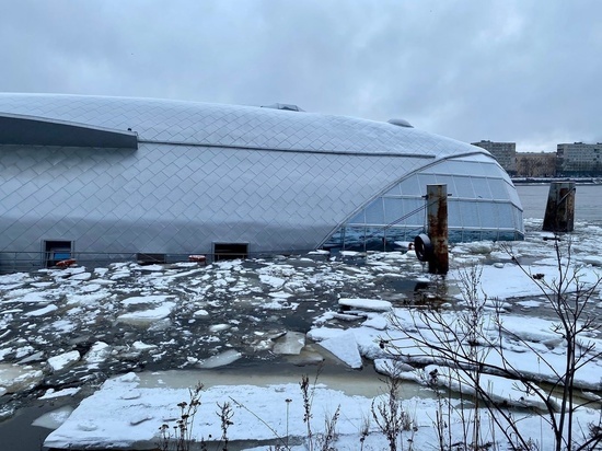 Транспортная прокуратура начала проверку после затопления ресторана «Серебряный кит» на Неве