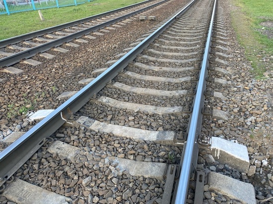 В Батайске 43-летнего мужчину насмерть сбил поезд