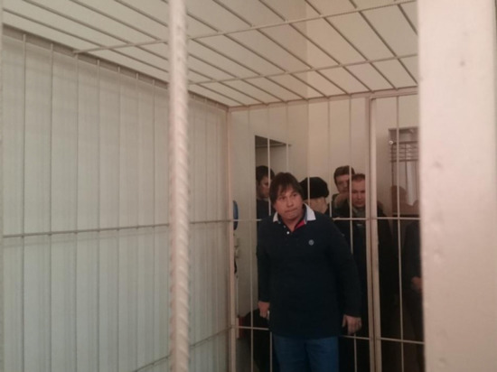 В Новосибирске прокуратура обжаловала постановление об УДО бывшего замглавы клиники Мешалкина Евгения Покушалова