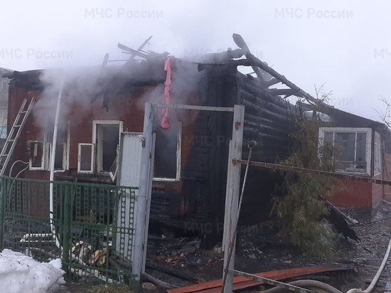 Костромские трагедии: при пожаре в доме на Молвитинской улице погиб 84-летний мужчина
