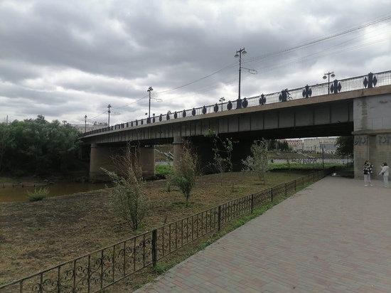 В Омске подписали контракты на изготовление проектов для капремонта еще двух мостов