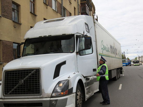 Власти Калининграда запрашивают мораторий на грузовики с региональной растаможкой