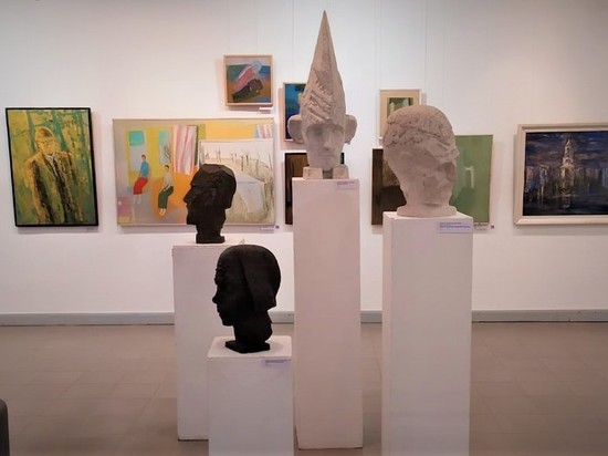 Костромская художественная галерея отправила в Москву выставку «Себе на уме»