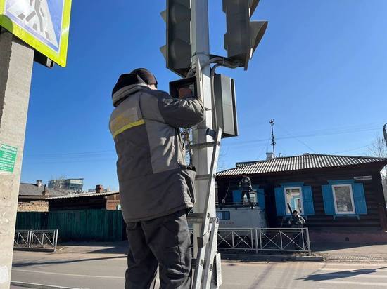 В Улан-Удэ проверяют работу светофоров