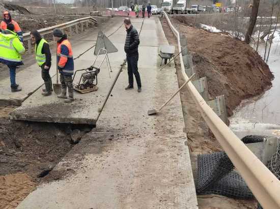 В Удмуртии перекрыли проезд между Воткинском и Шарканом утром 28 марта