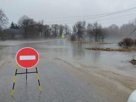 Из-за подтопления в Башкирии закрыли участки двух дорог