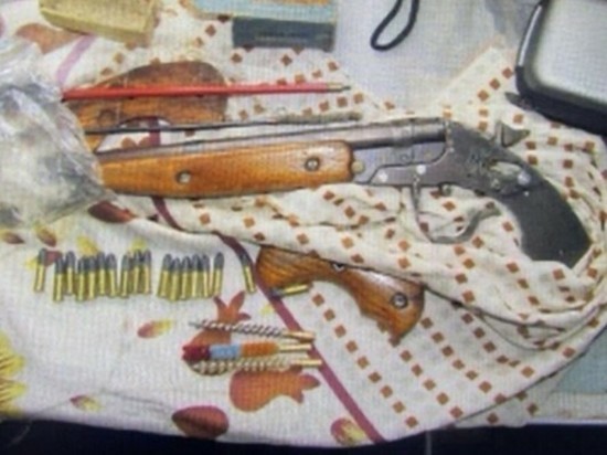 Житель Курской области хранил самодельное оружие и 18 патронов в холодильнике