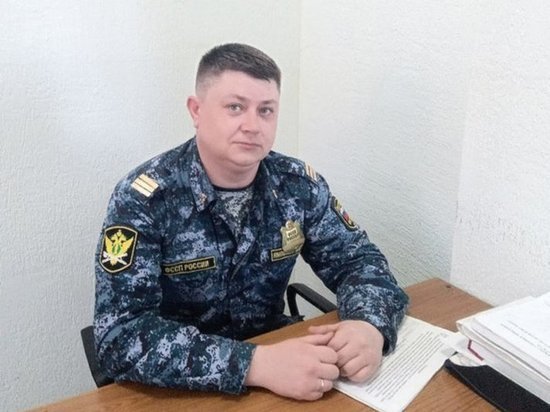 В Курской области пристав обнаружил у посетителя суда наркотические вещества