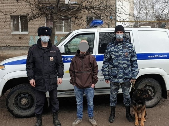 На улице Энгельса в Рязани задержали пьяного рецидивиста за рулём ВАЗа