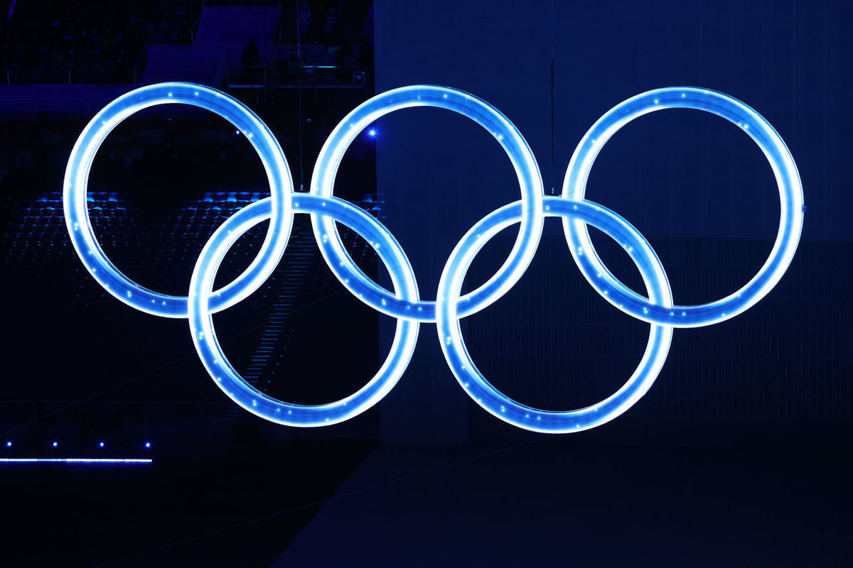 МОК отложил решение по участию российских спортсменов в ОИ-2024
