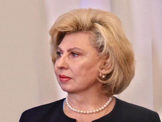 Москалькова предложила выдавать российские паспорта и в представительствах за границей