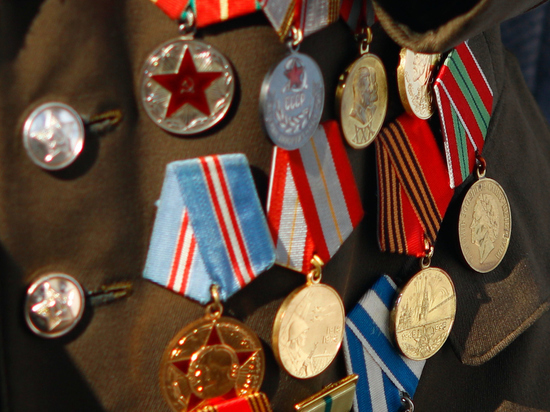 Геннадий Солнцев был награжден многочисленными орденами