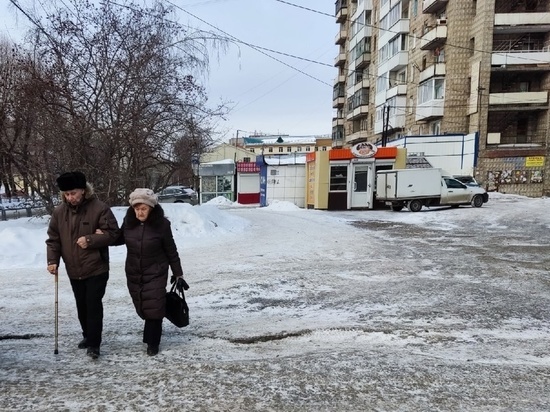 Спикер Гордумы Акатаев пожурил администрацию области за отказ в помощи по ремонту томских дворов
