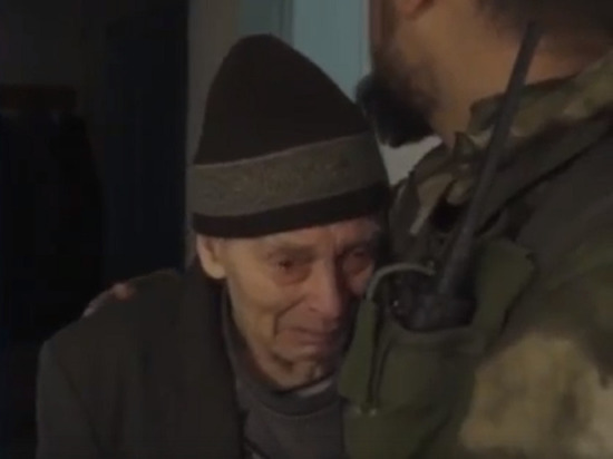 Привозят продукты и почтальона с пенсиями: ямальские бойцы помогают жителям прифронтового села Донбасса