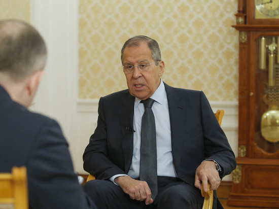 Лавров заявил, что Запад не хочет останавливать конфликт на Украине