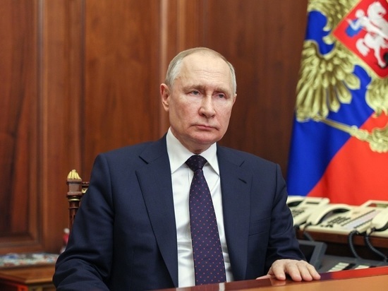Президент России Владимир Путин попросил не затягивать внедрение промышленной ипотеки