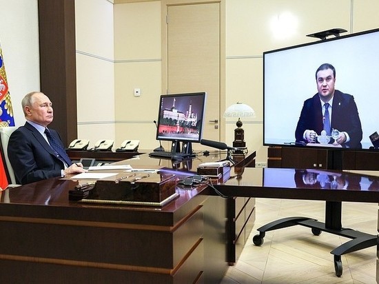 Томичи обсуждают отставку губернатора Омской области Буркова
