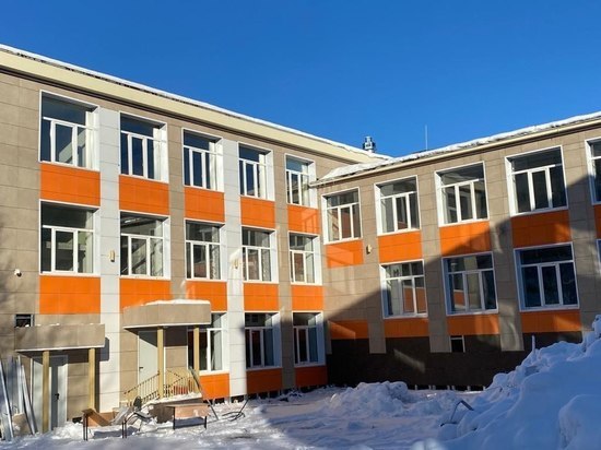Школа №12 в Североморске откроется после ремонта в сентябре 2023 года